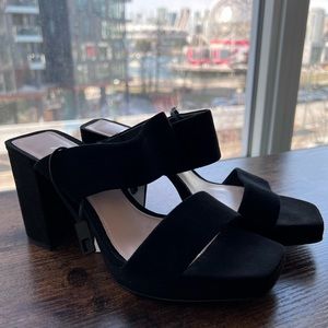 New Black Suede Leather Open Toe Strap Block Heels - Trendy, Classic Y2K size 6